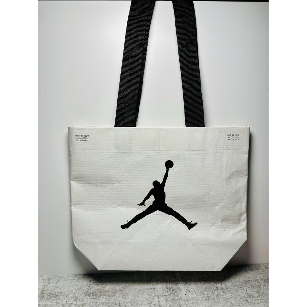 Michael Jordan/WORLD OF FLIGHT TOKYO SHIBUYA/Limited Tote Bag/Size M/Rare MJ Bag